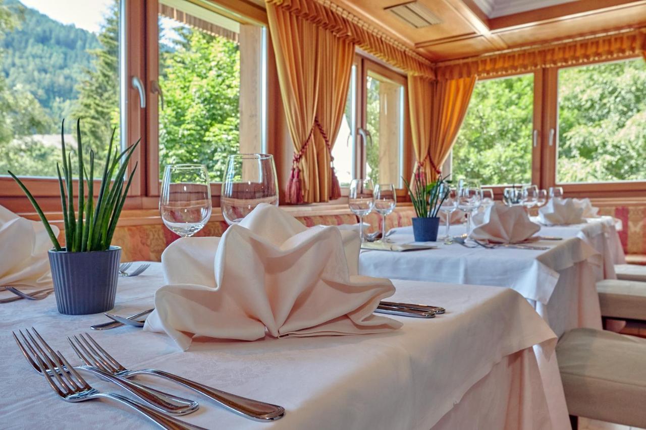 Hotel Broetz Rasùn di Sotto エクステリア 写真