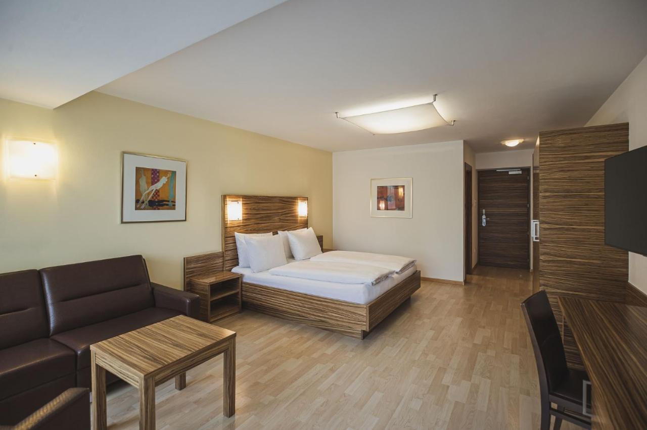 Hotel Broetz Rasùn di Sotto エクステリア 写真