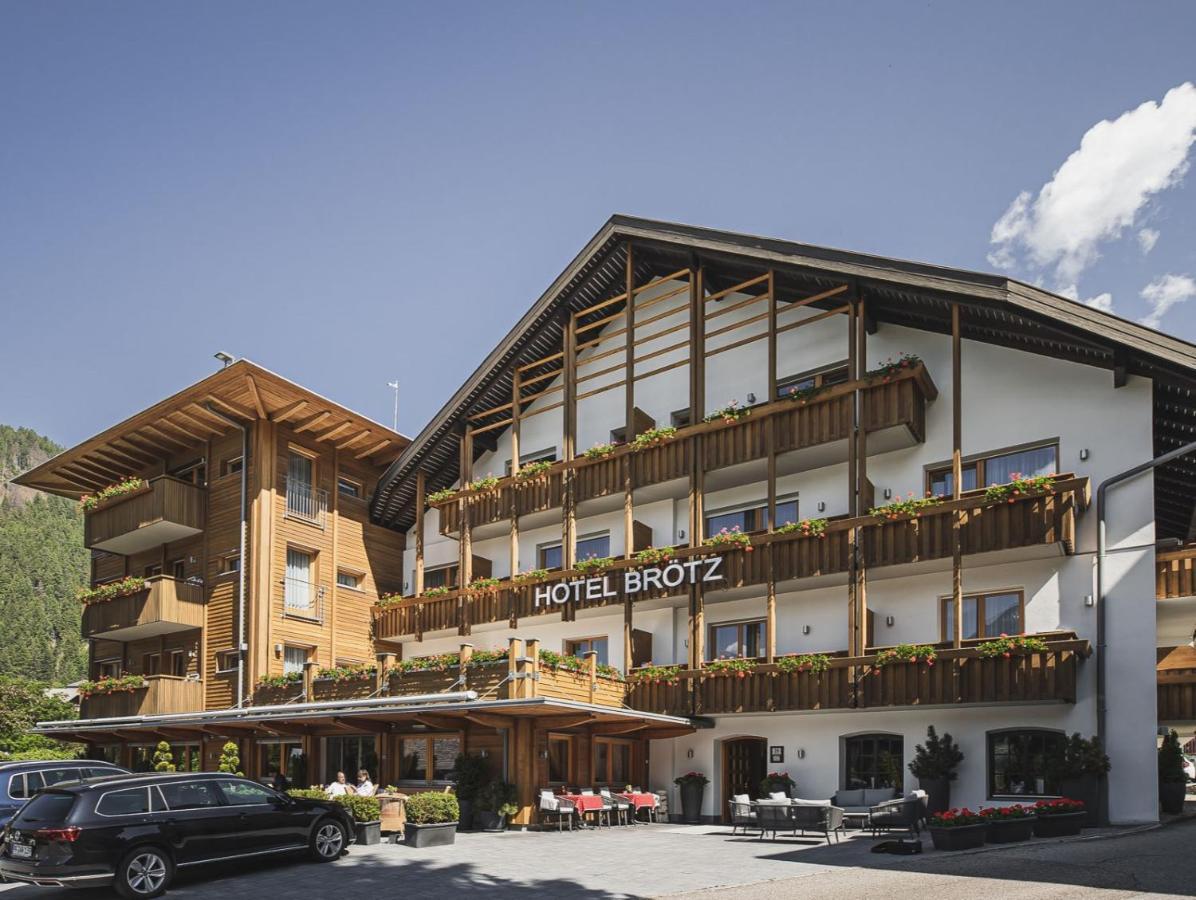 Hotel Broetz Rasùn di Sotto エクステリア 写真