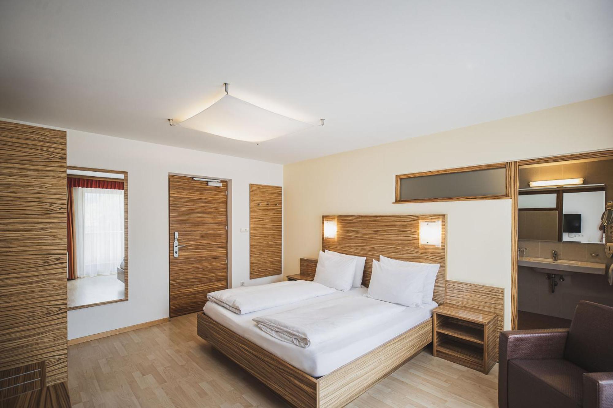 Hotel Broetz Rasùn di Sotto エクステリア 写真