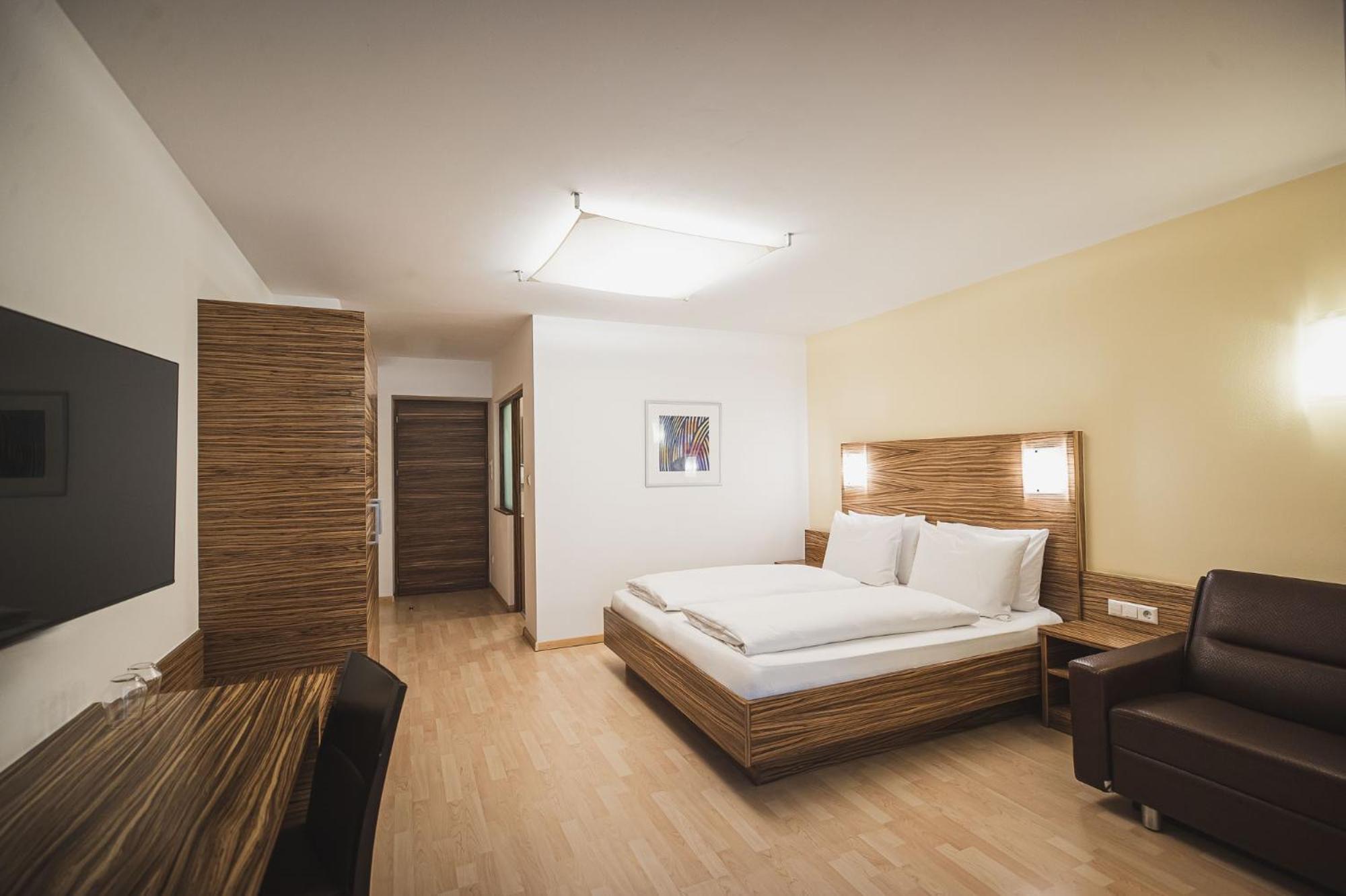 Hotel Broetz Rasùn di Sotto エクステリア 写真